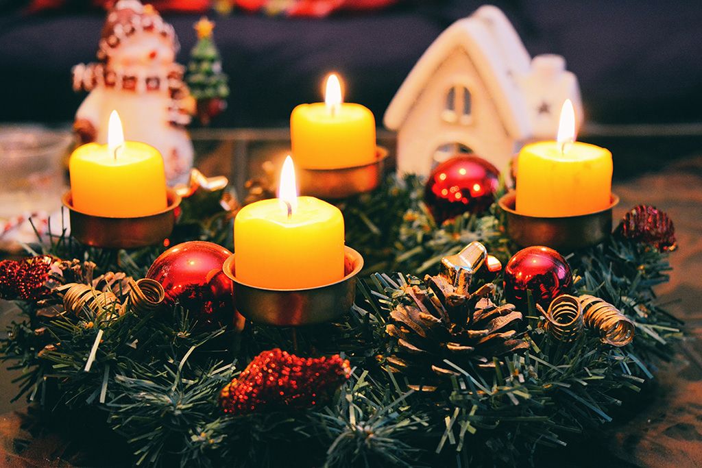 Christmas decor and candles 