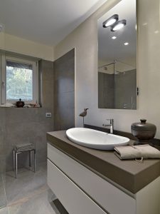 Bathroom with gray interior 